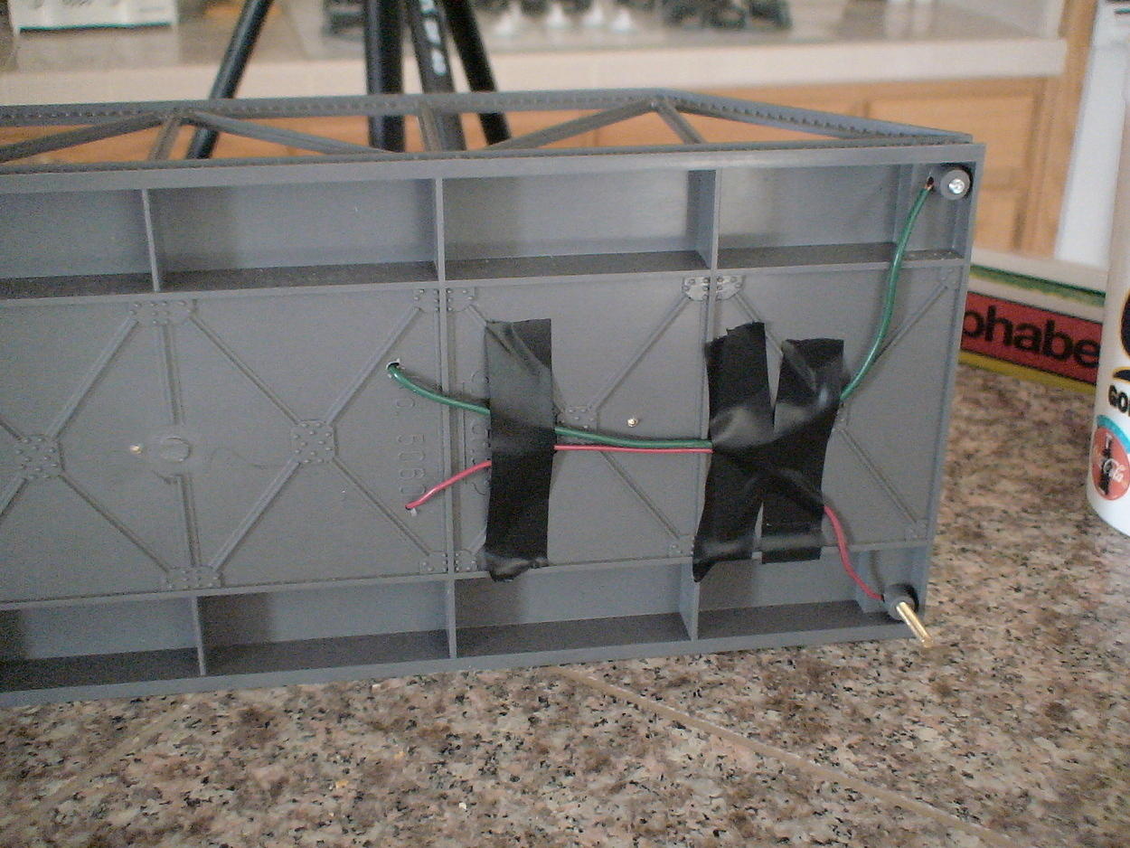 Show electrical wiring under bridge