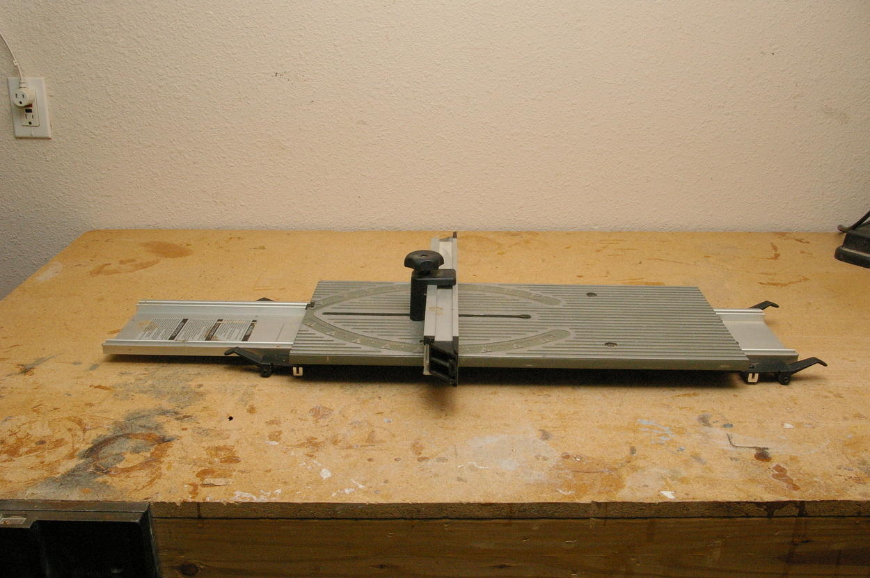 Ryobi BT3000/BT3100
Sliding Miter Table
$40